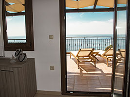 Villa with sea view max capacity 7 persons